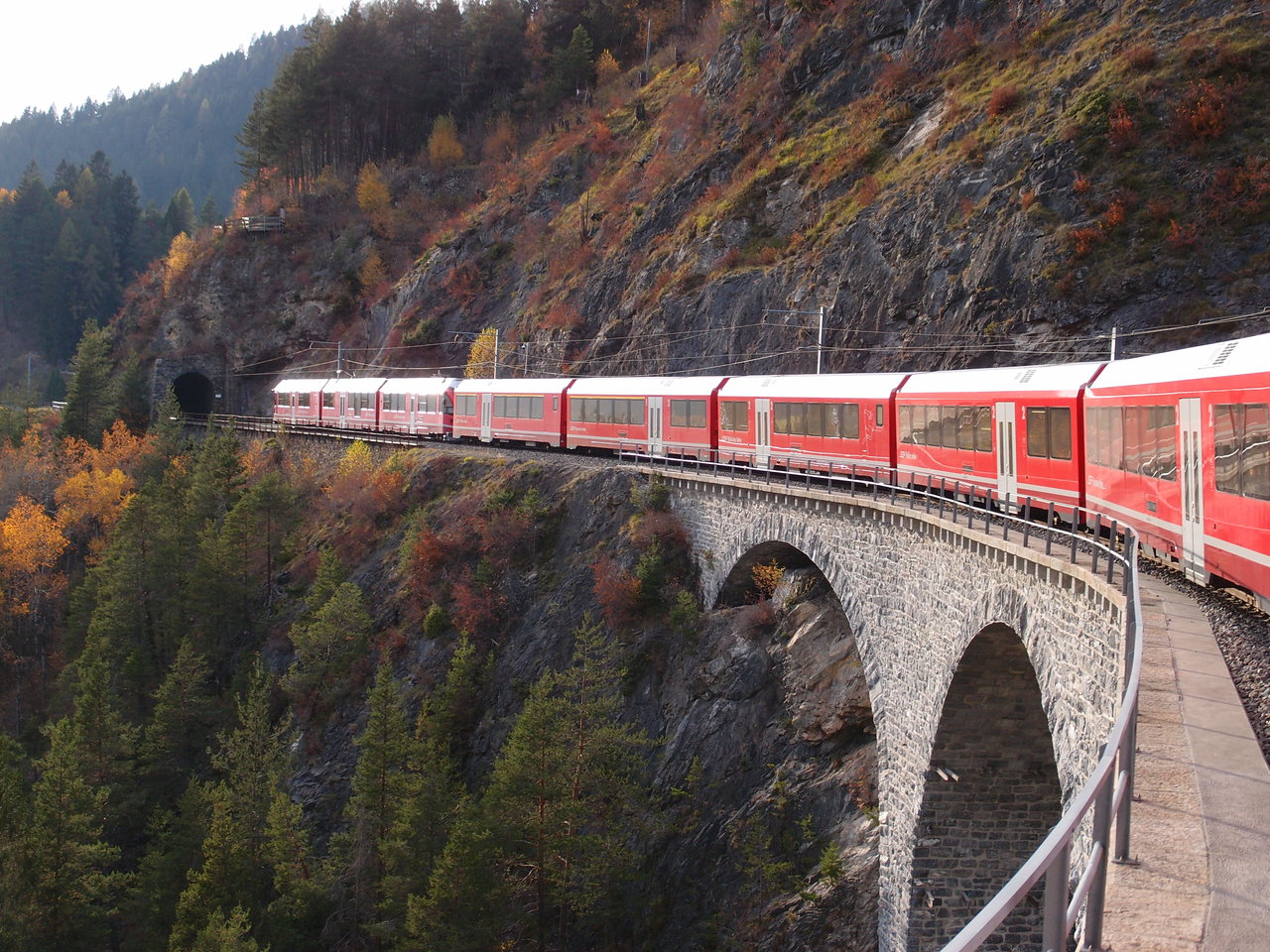 Alvra train on the Landwasser Viaduct